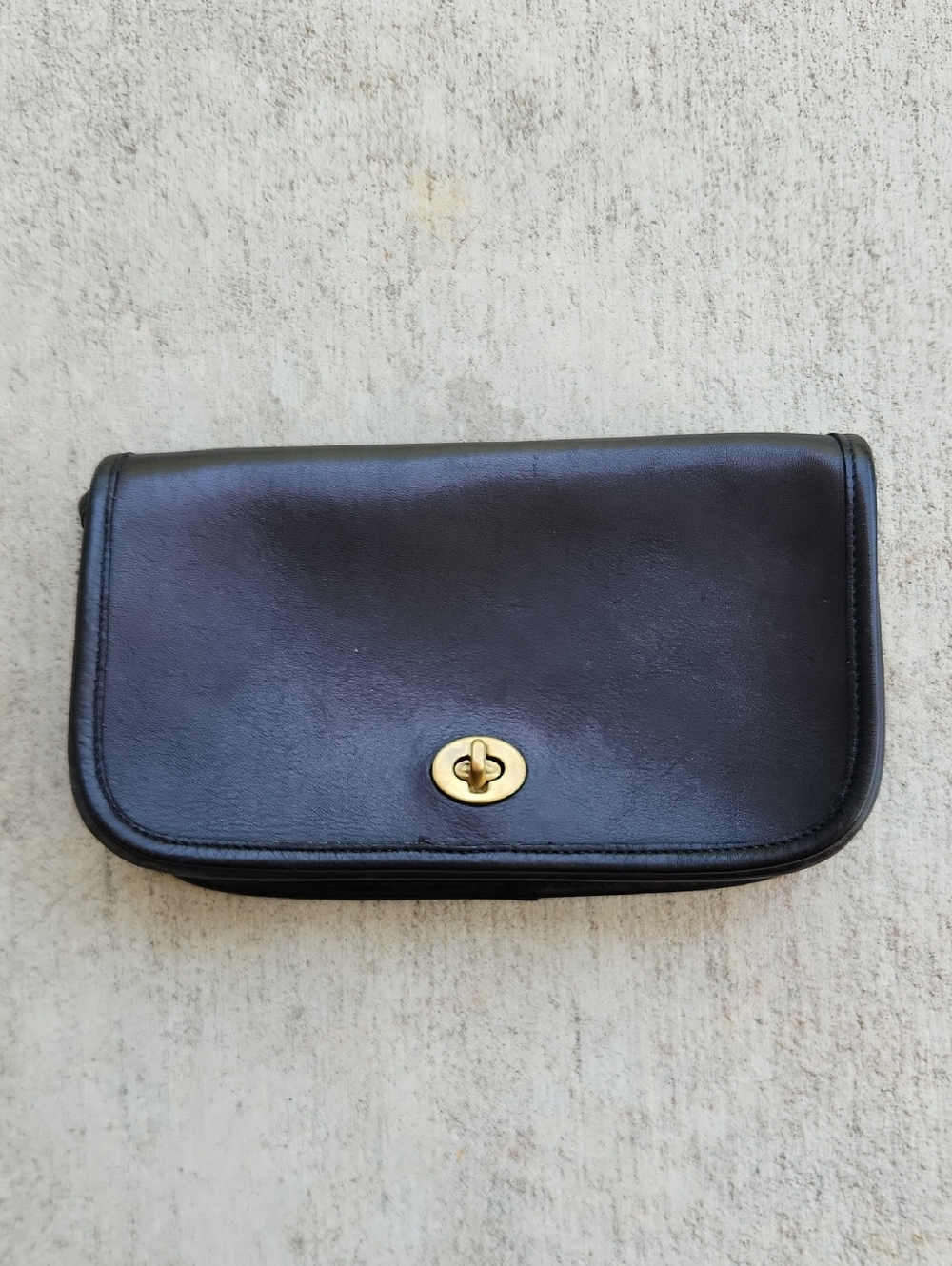 Vintage Coach Dinky,Made In USA,Missing Strap!!!!!